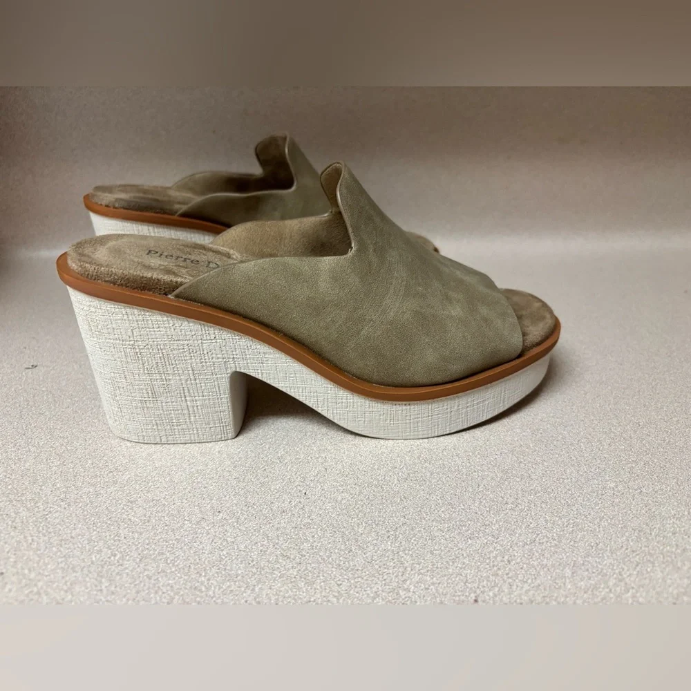 Pierre Dumas Beige Block Heel Mules - Picture 3 of 8